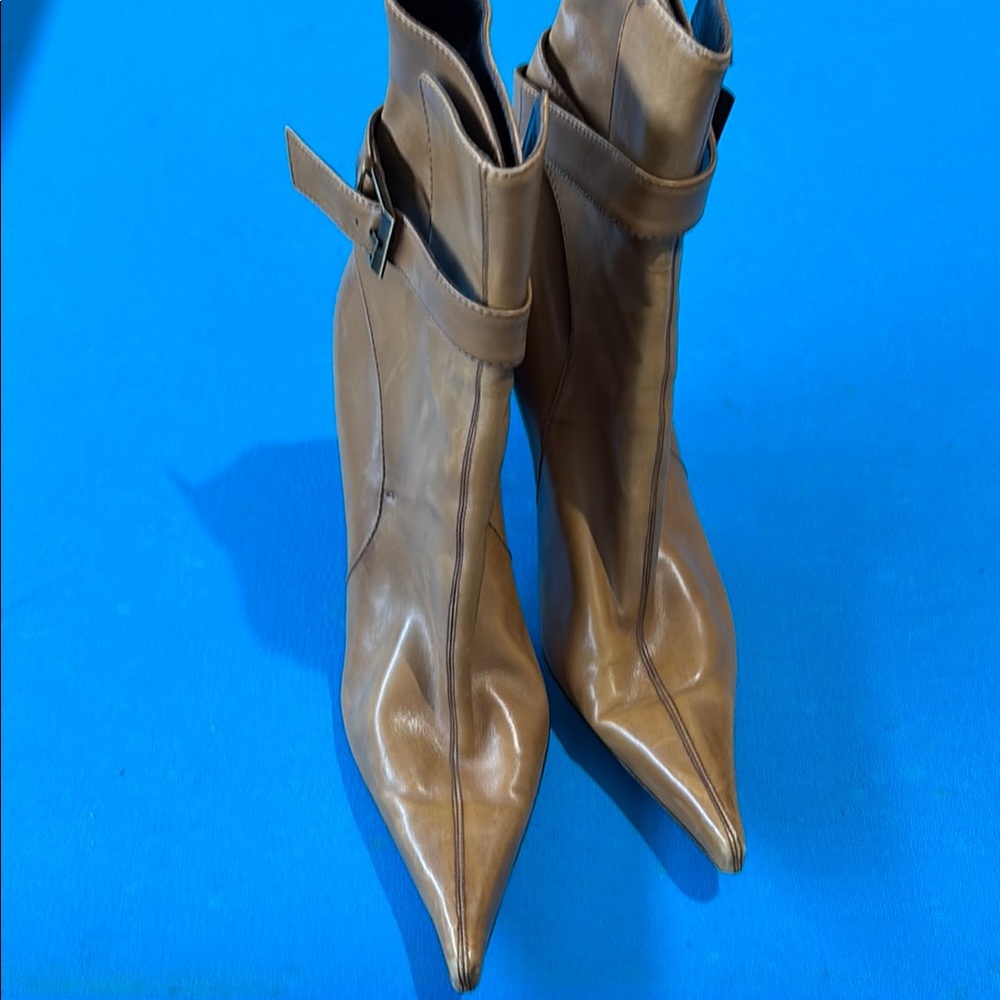 Yves Saint Laurent Brown Heeled Boots